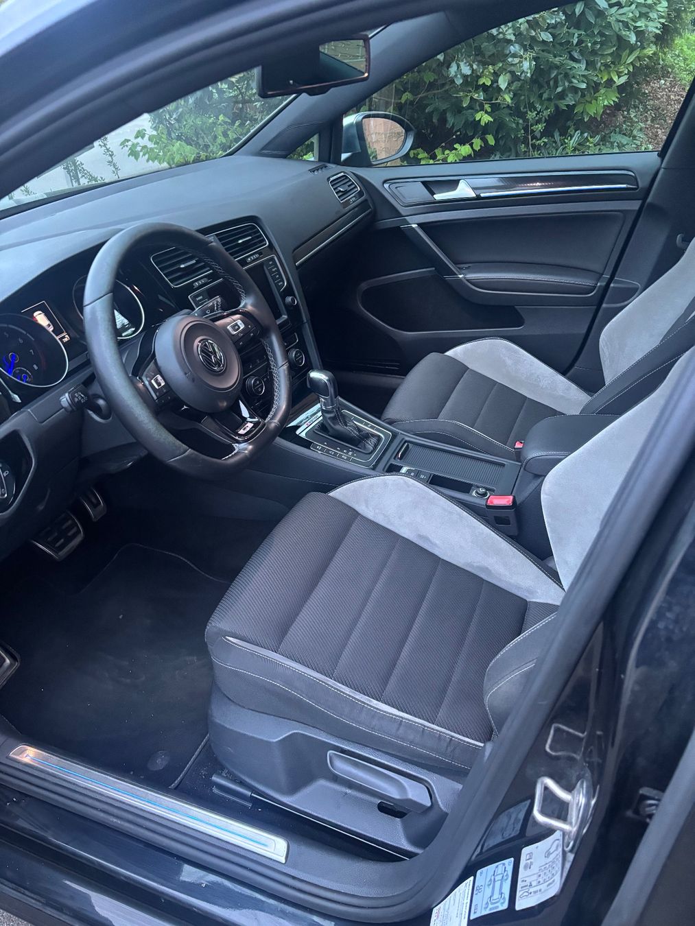 VW Automobili: VW Golf 7 R 2.0 TSI 4Motion | 2015 | Schiebedach – Usato da Brütten venduto da nicibalti7 6