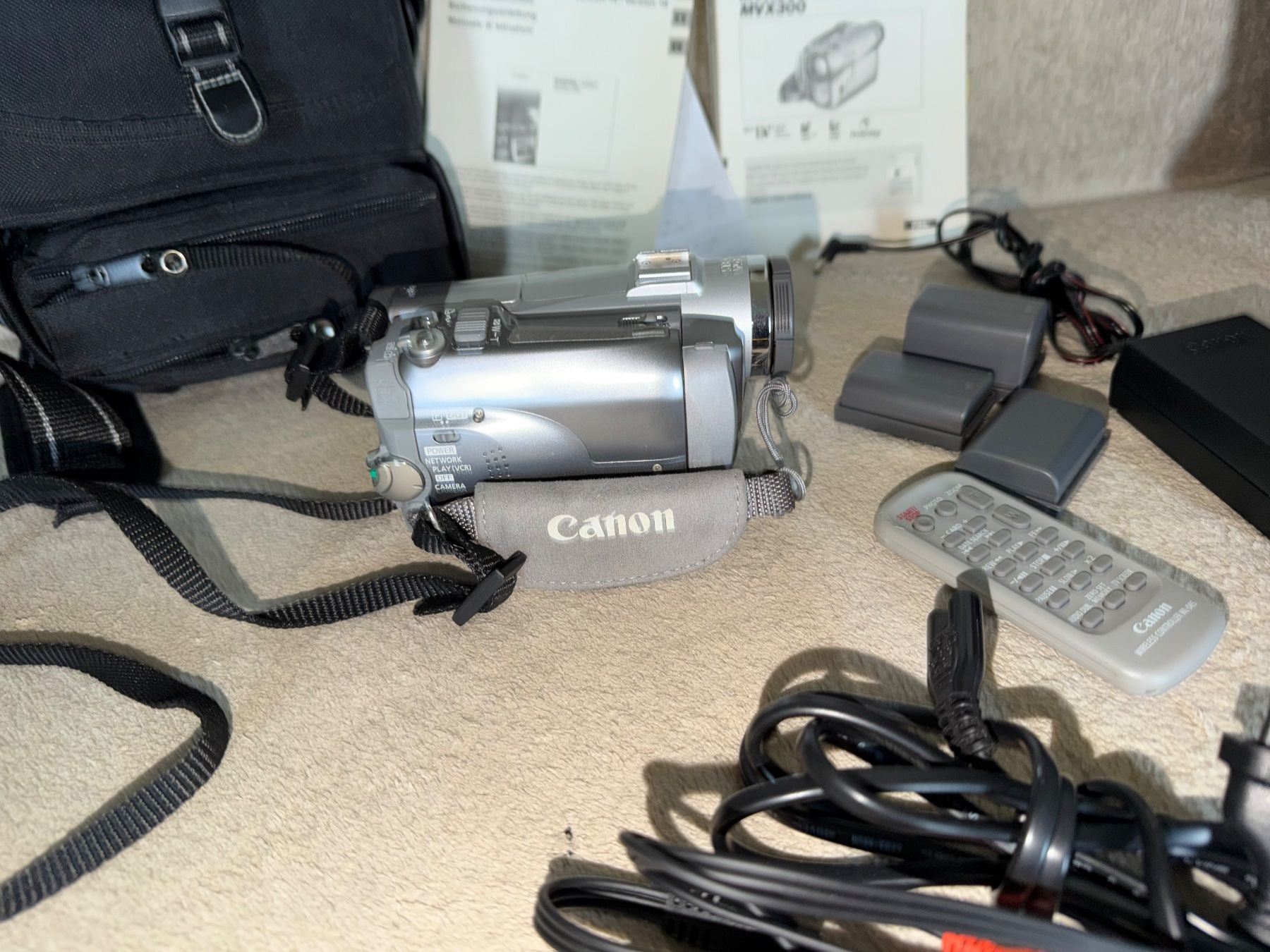 Canon Videocamere: Canon MVX 330i E Digital Video Camcorder – Usato da Aarau venduto da KorgPA 6