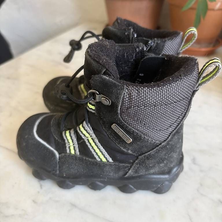Scarpe per ragazzi: Winterschuhe von Elefanten, Grösse 22 – Usato da Zürich venduto da blog_bleistift 1