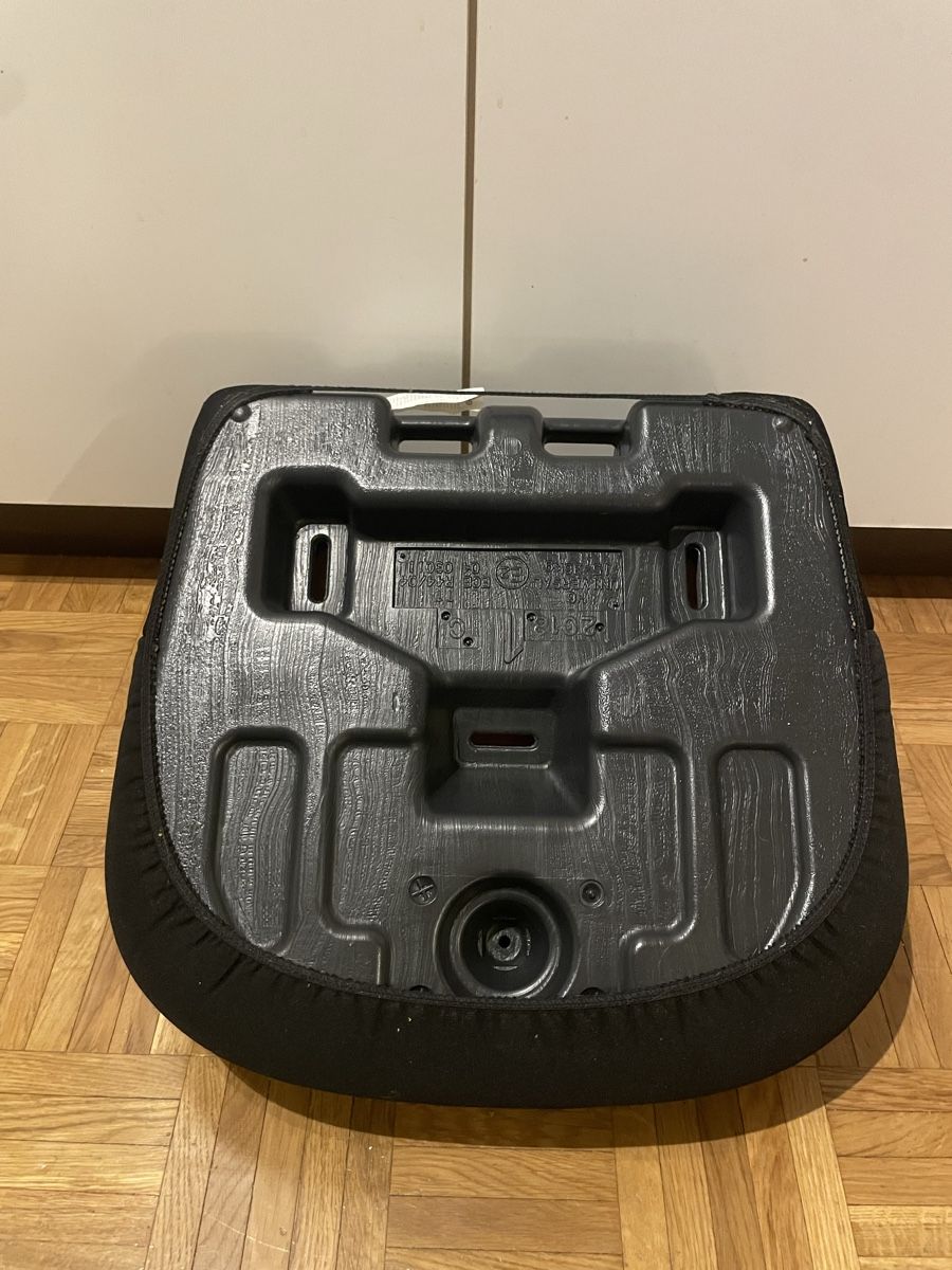 Sièges auto: Kinderautositz "Lightning McQueen" 15-36kg – D'occasion à Turbenthal par Nikalo 4