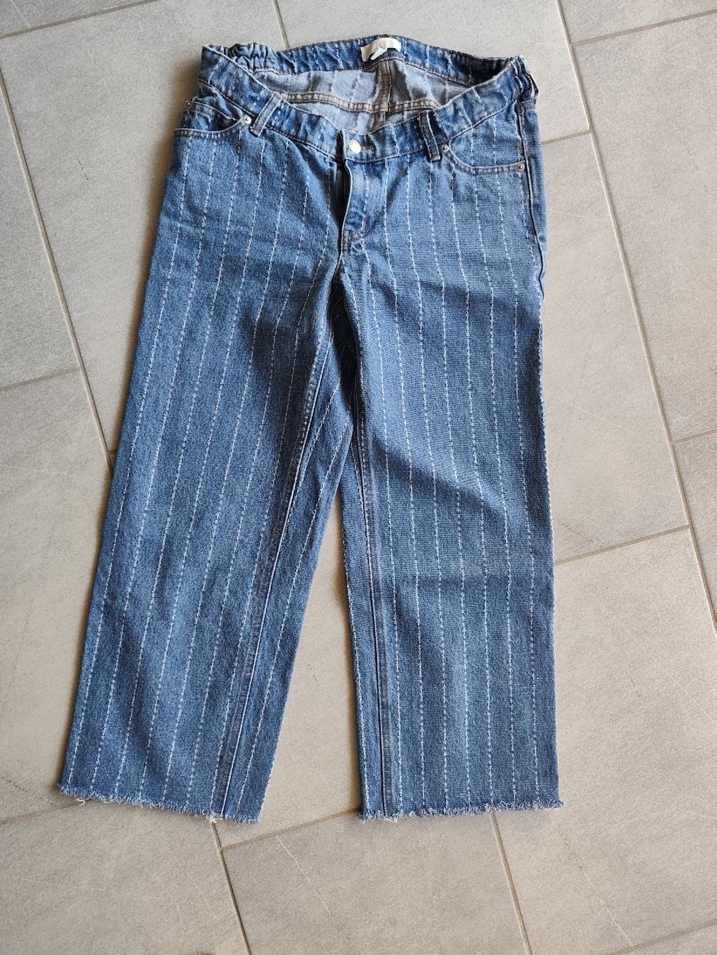 H&M Jeans: Jean Grossesse H&M  – Neuf (Voir description) à Martigny par Vintage-23 1