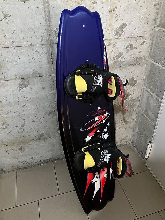 Tavole da surf e di nuoto: OBrien Wakeboard (Junior Size 125x40) with Bindings – Usato da Locarno venduto da mar_l868
