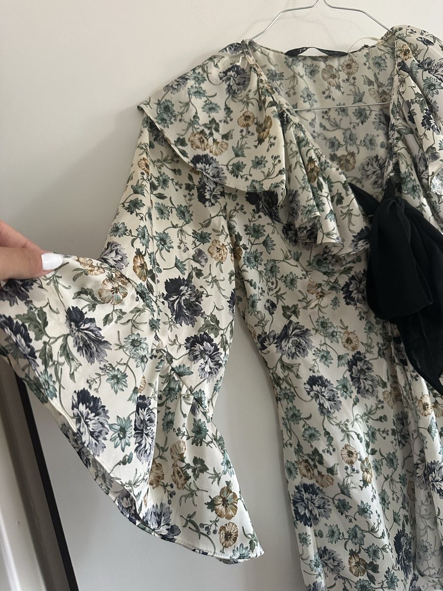 Zara Camicette: Zara Bluse Gr xs – Nuovo (secondo la descrizione) da Uster venduto da Ninii003 1