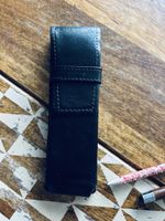Schwarzes Leder-Etui für Stifte und Füllfeder