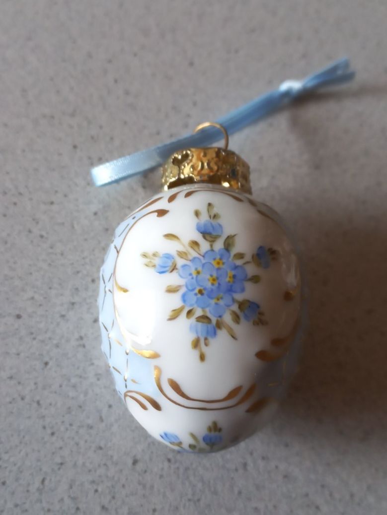 Tutte le decorazioni: Lindner Porzellan Oster Ei, Handbemalt. – Nuovo e nell'imballaggio originale da Winistorf venduto da acreativ1 1