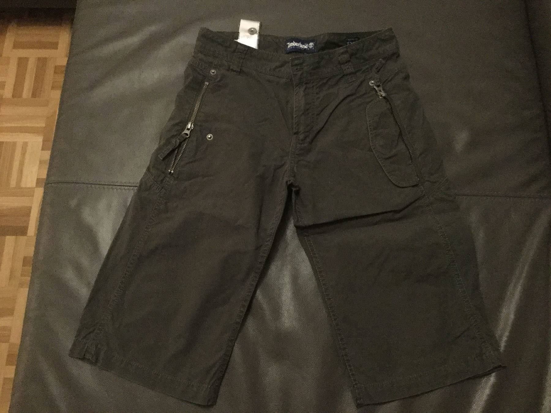 Timberland Pantaloni: Shorts Timberland – Usato da Horw venduto da Benny017