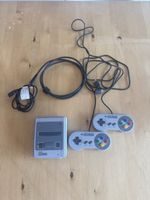 Super Nintendo Classic Mini Console & 2 Manettes