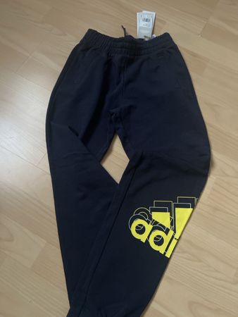 Adidas Hose gr 140