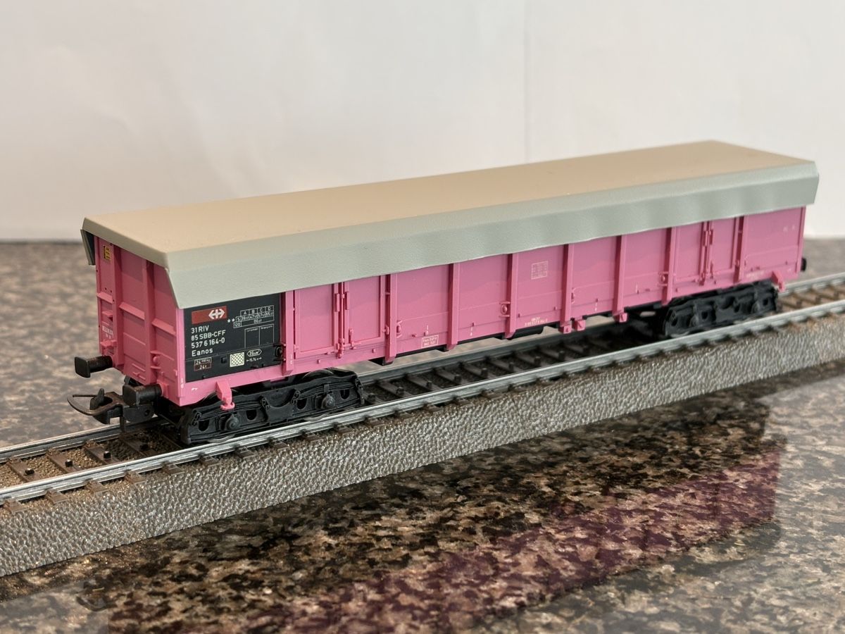 SBB/CFF/FFS Modellini di ferrovie: Sachsenmodell 16138 SBB Güterwagen mit Blache – Nuovo e nell'imballaggio originale da Zuzwil SG venduto da Zibu-3 1