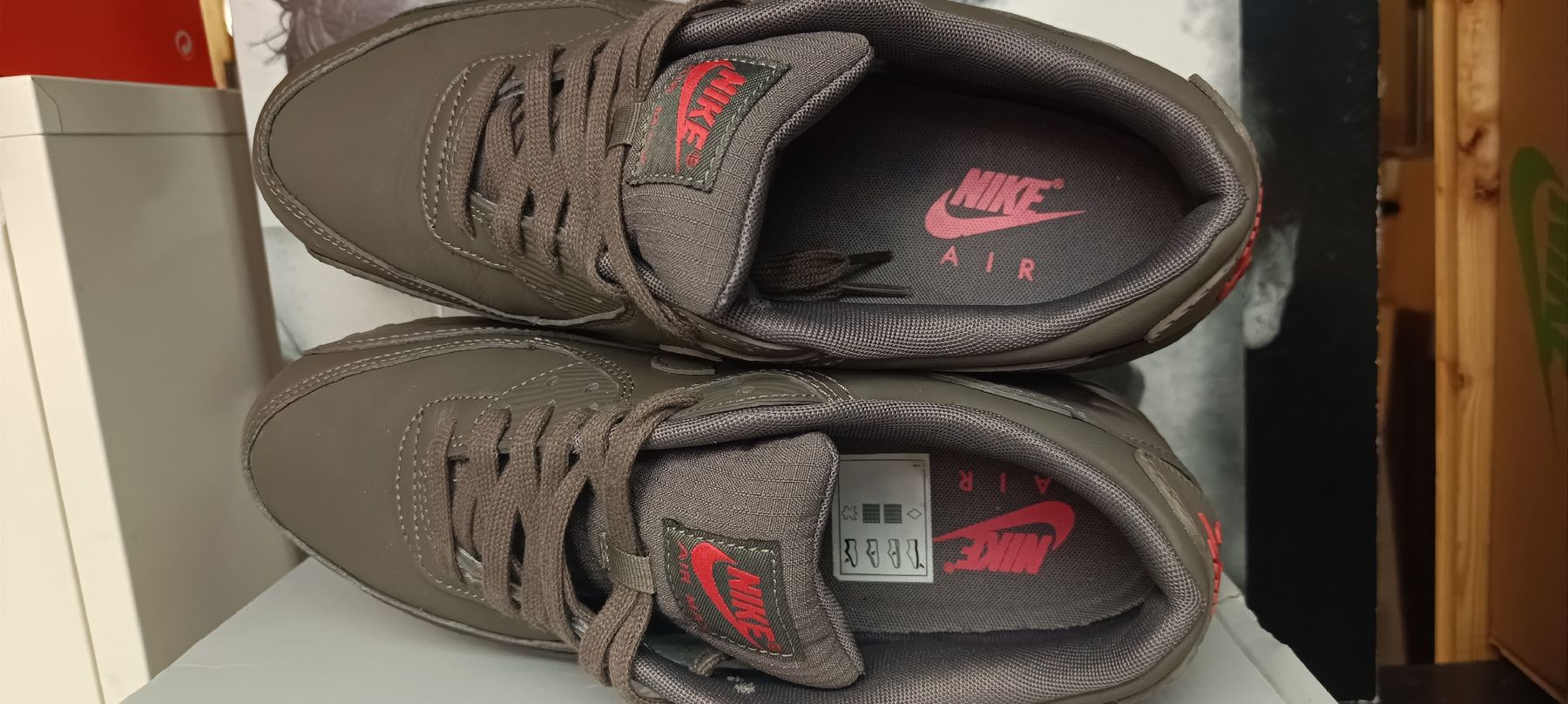 Nike Scarpe da uomo: NEUE Nike Air Max 90 ESS+ – Nuovo e nell'imballaggio originale da Dietikon venduto da Sunriseplace1010 4
