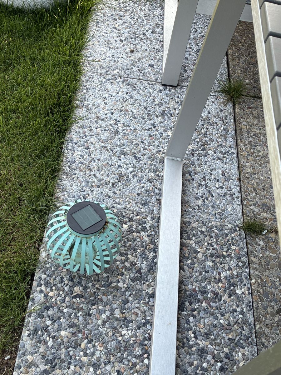 Rivestimenti per pavimenti: Gartenplatten 50x50 cm – Usato da Seuzach venduto da SDE2301 1