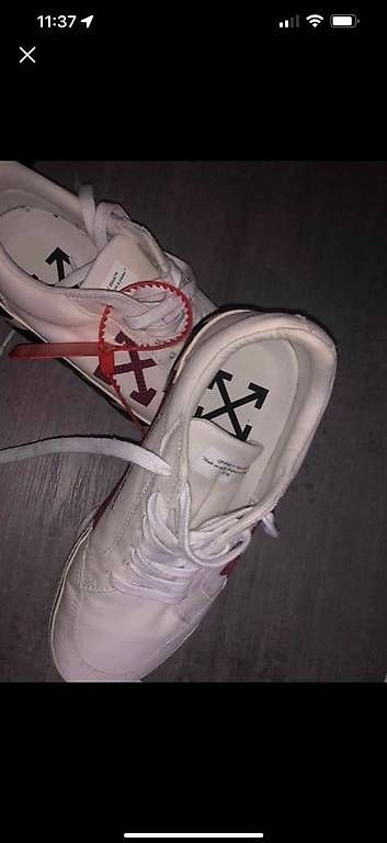 Herrenschuhe: Basket Off White, taille 40 + tongs OFF WHITE – Gebraucht aus Bulle von Preteni 1