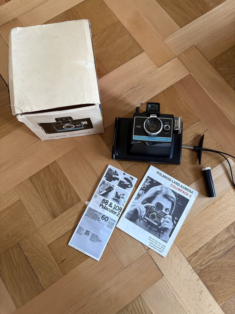 Polaroid Fotocamera: Polaroid Kamera antik vintage – Usato da Zürich venduto da Volvo_Trabant