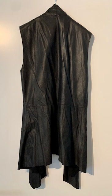 Gilet & Giacche senza maniche: UTZON leather vest – Usato da Dallenwil venduto da ZD2019 3
