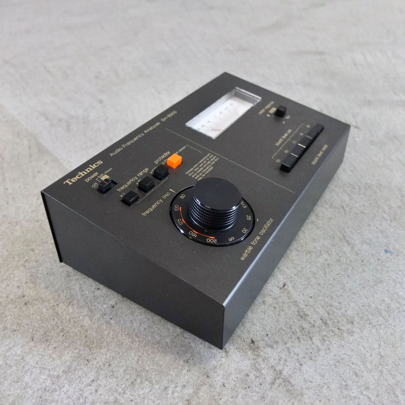 Equalizer: Technics SH-8000 Audio Frequency Analyzer – Gebraucht aus Basel von Brocki-auf-dem-Wolf 2