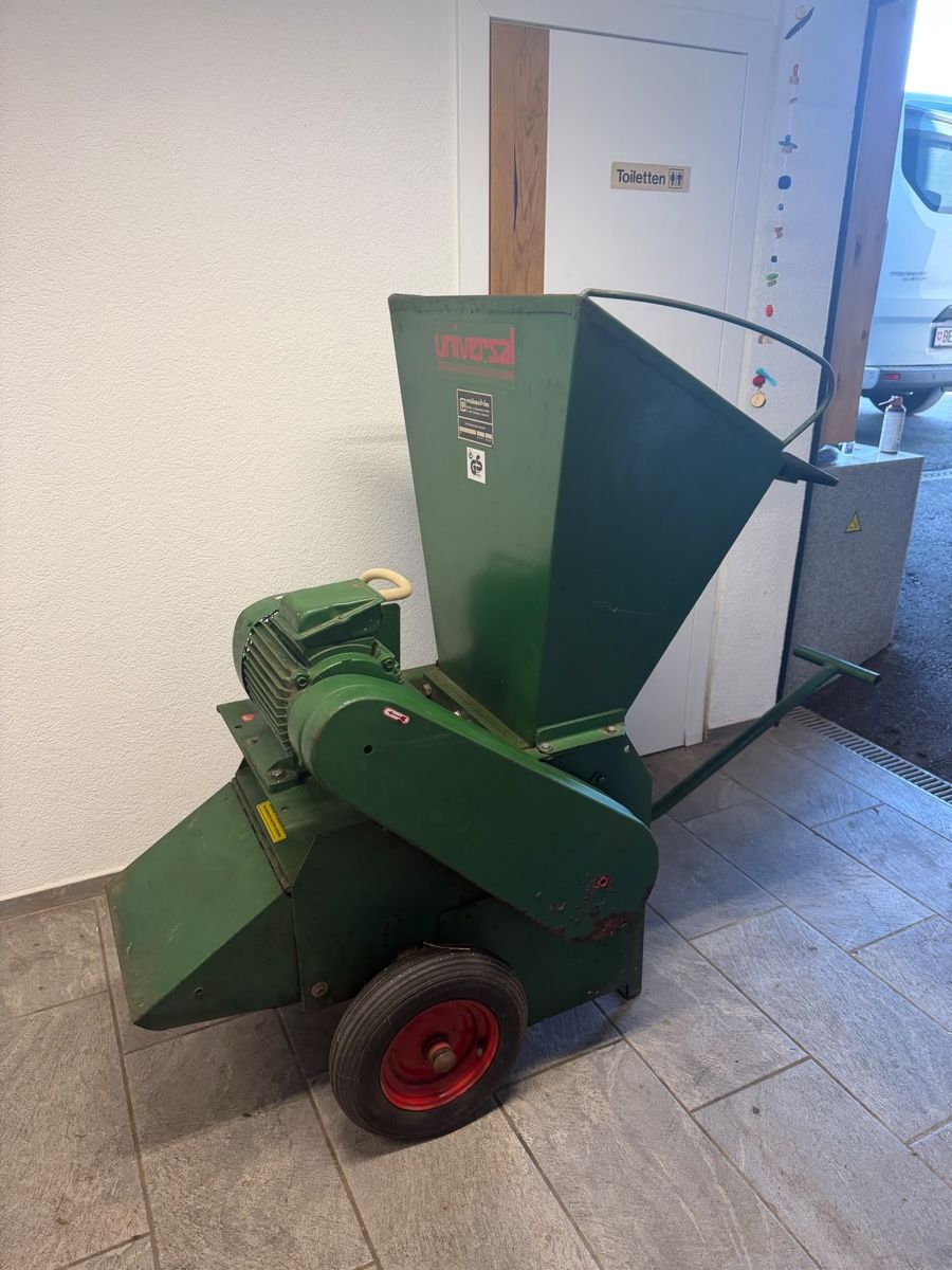 Trinciatrici: Häcksler Möschle Uni 400 E – Usato da Uttigen venduto da Safety123