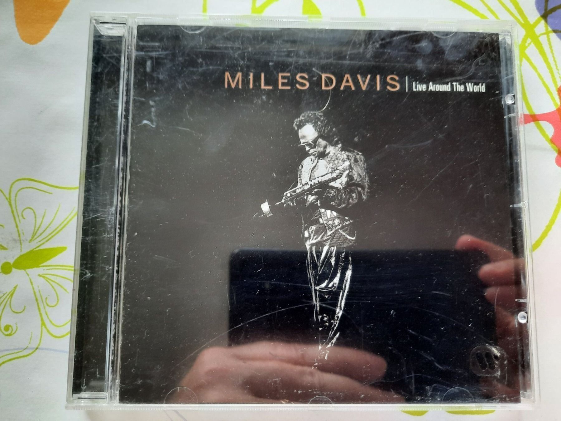 CDs: CD Miles Davis - Live around the world – D'occasion à Pully par bro_n52j