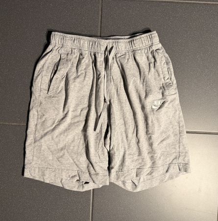 Nike Shorts Baumwolle Grau Gr. M auf Top Zustand
