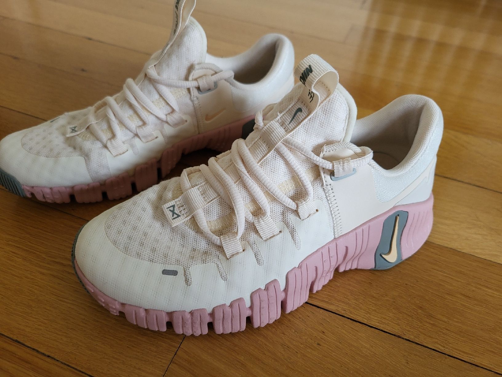 Scarpe da donna: Nike Free Metcon 5 – Usato da Olten venduto da Greenbaglady 1