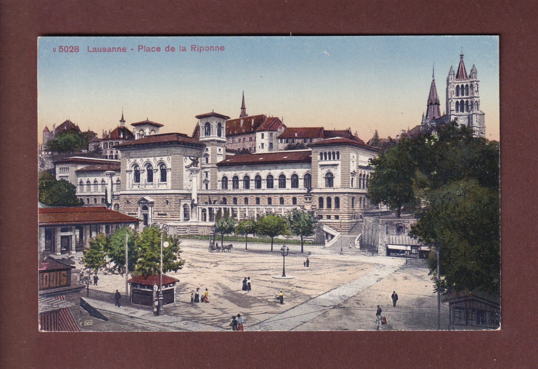 Ansichtskarten: LAUSANNE - Place de la Riponne – Gebraucht aus Pully von nicecards