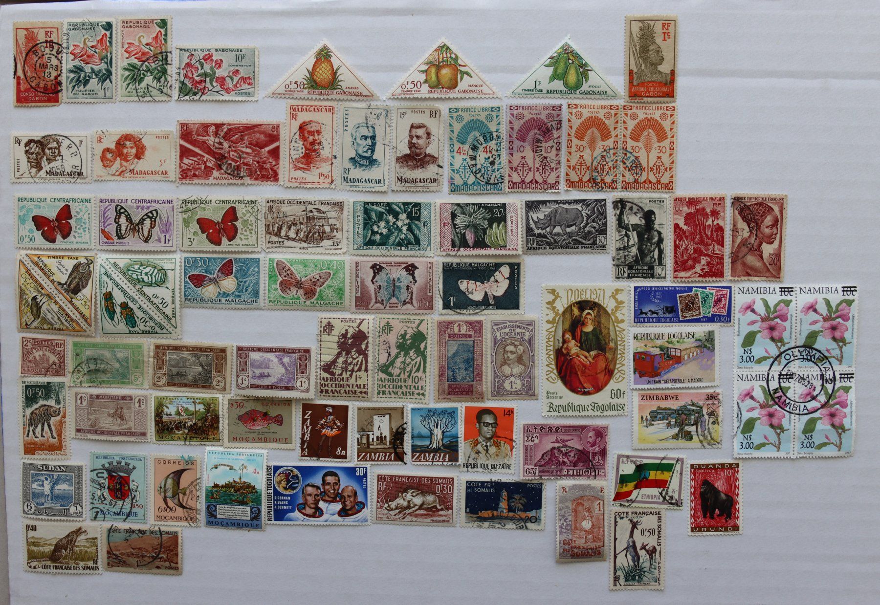 Tous les timbres: Briefmarken Afrika (2) – D'occasion à Oberentfelden par lakipul 2