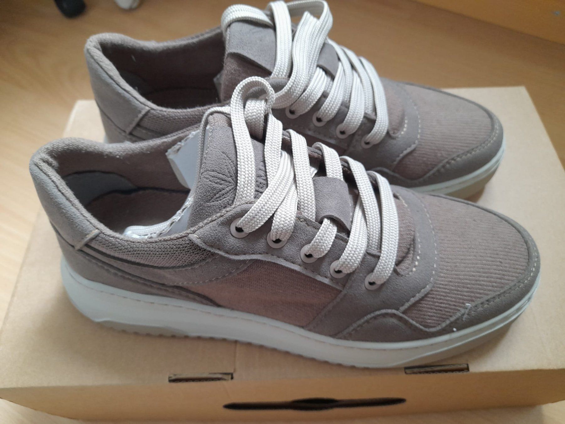 Scarpe da donna: Sommer Schuhe (aus Hanf) – Nuovo e nell'imballaggio originale da Arbon venduto da Olh_7shk 4