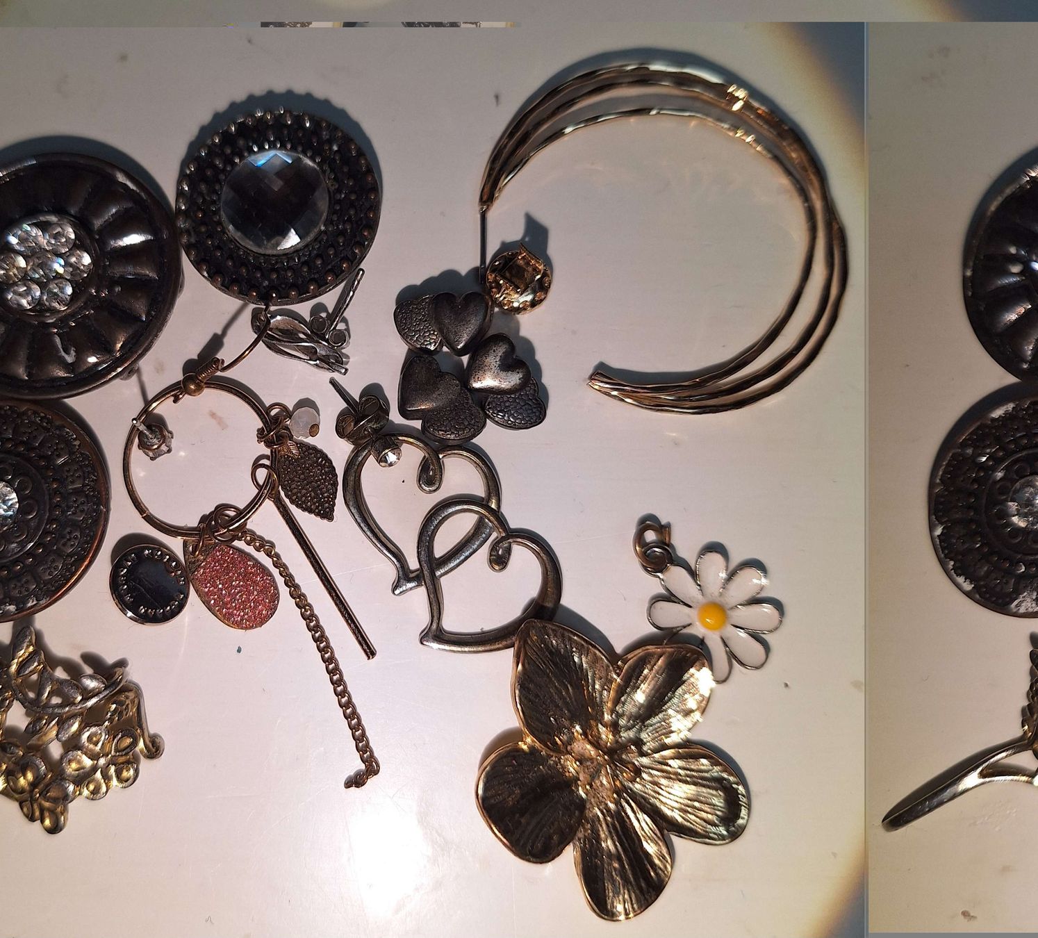 Autres bijoux: Lot de Bijoux – D'occasion à Crans VD par Yobia8
