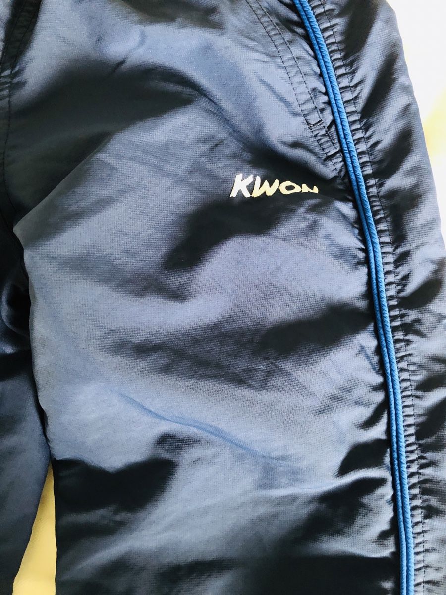 Pantaloni: Kwon Trainingshose Gr. 34 – Usato da Schaffhausen venduto da Fixier 1