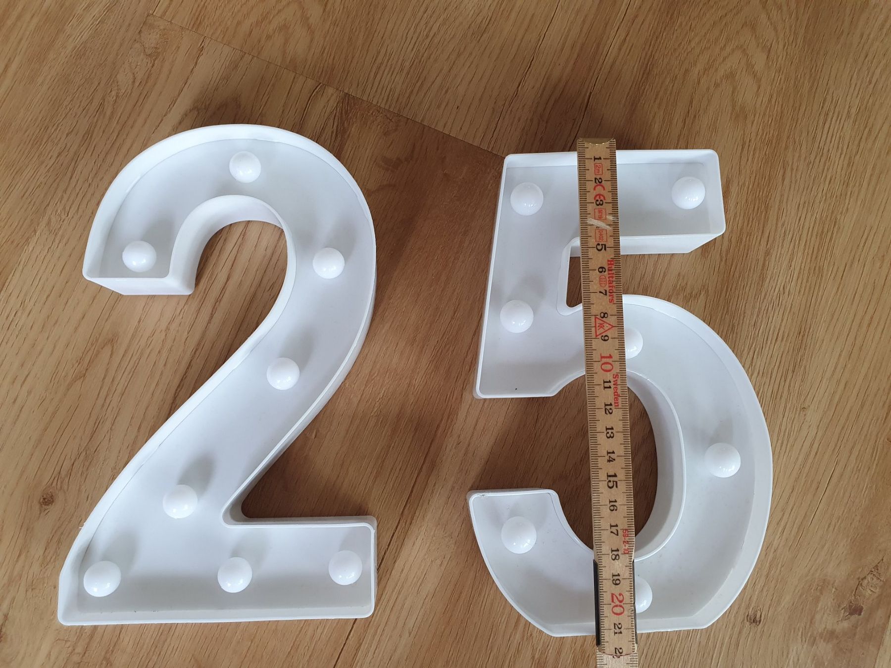 Tutte le decorazioni: Grosse LED Zahlen 25, 21cm hoch – Nuovo (secondo la descrizione) da Heinrichswil venduto da frankie19860