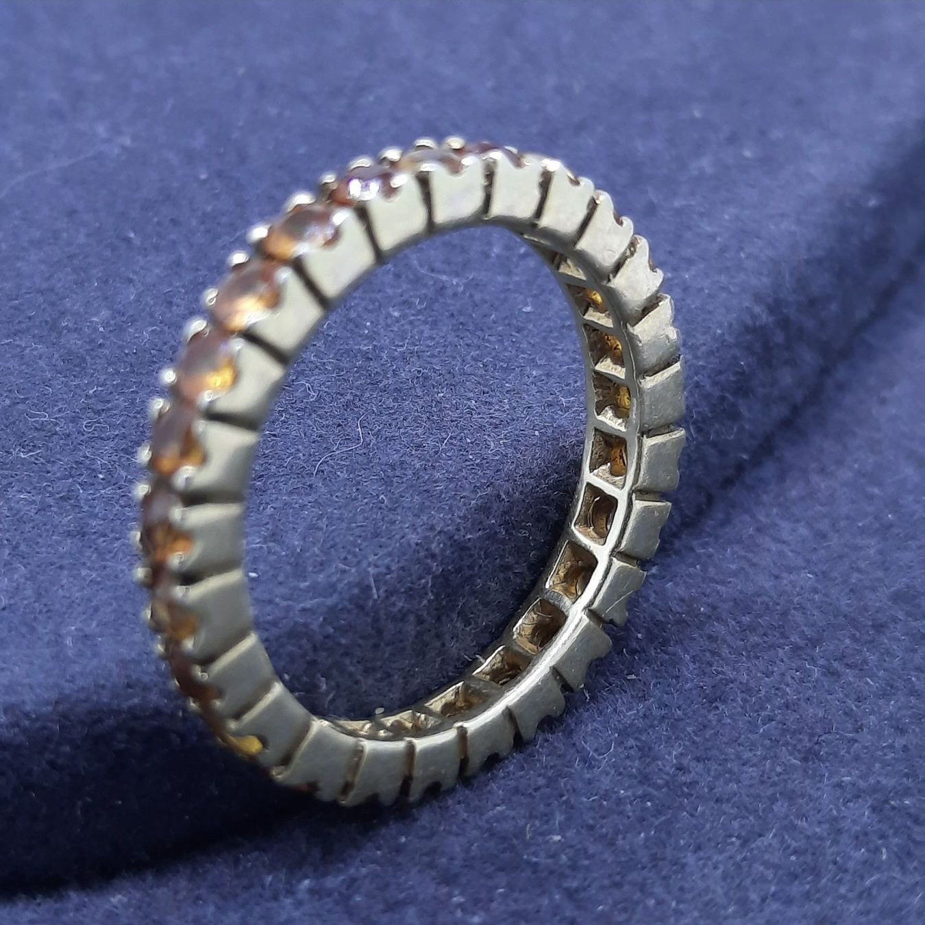 Anelli: Wunderschöner Ring mit Safir Edelsteinen – Usato da Unterägeri venduto da Altgoldschmuck 5