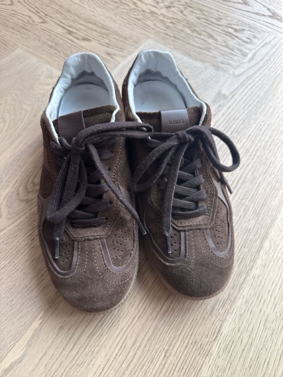 Alohas Herrenschuhe: ALOHAS Woman Sneaker  – Neu (gemäss Beschreibung) aus Pontresina von matsch20