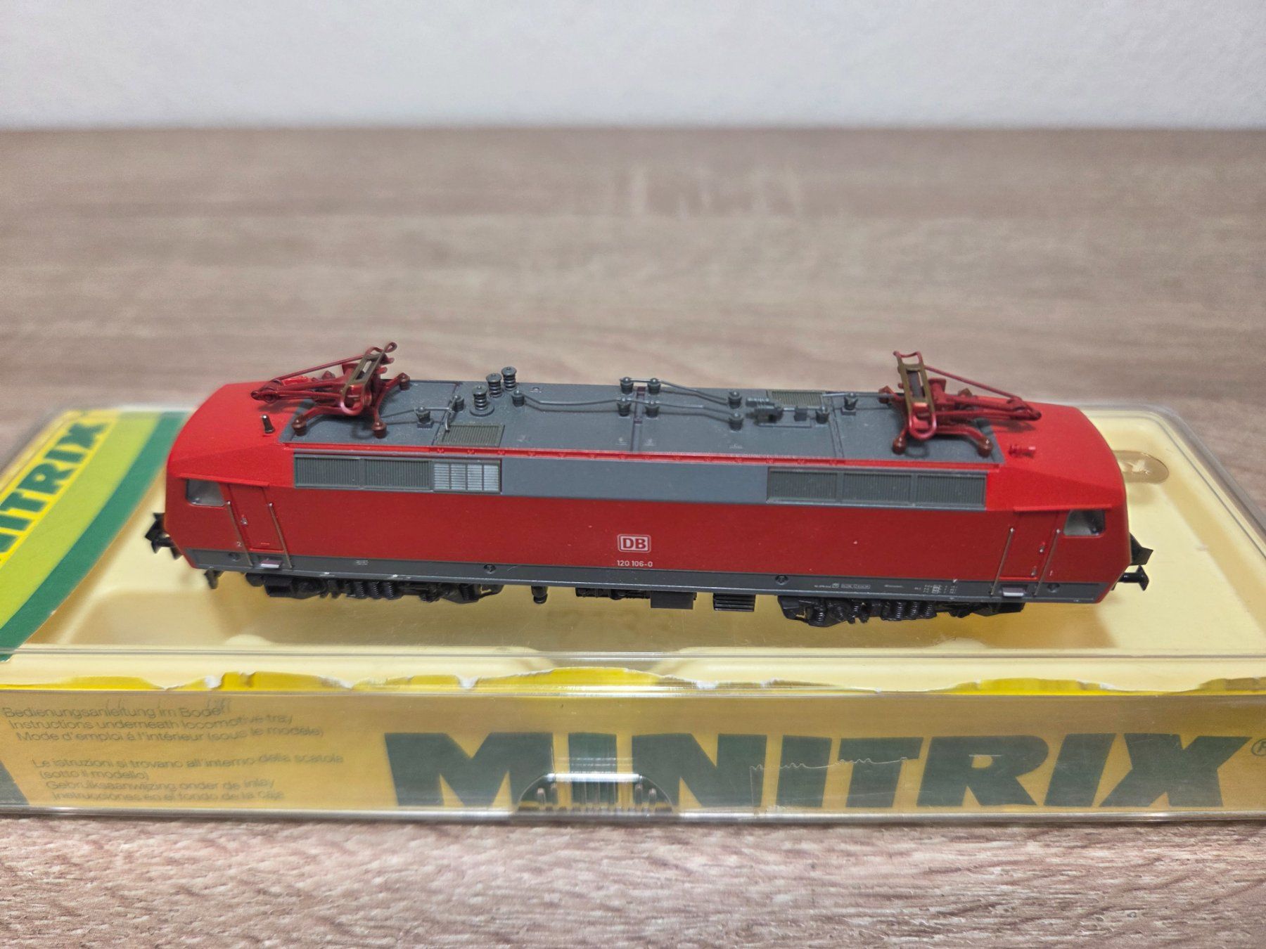 Trix Modellini di ferrovie: Minitrix N 12133 E-Lok BR 120 DB – Usato da St-Aubin-Sauges venduto da Lo_Go 4