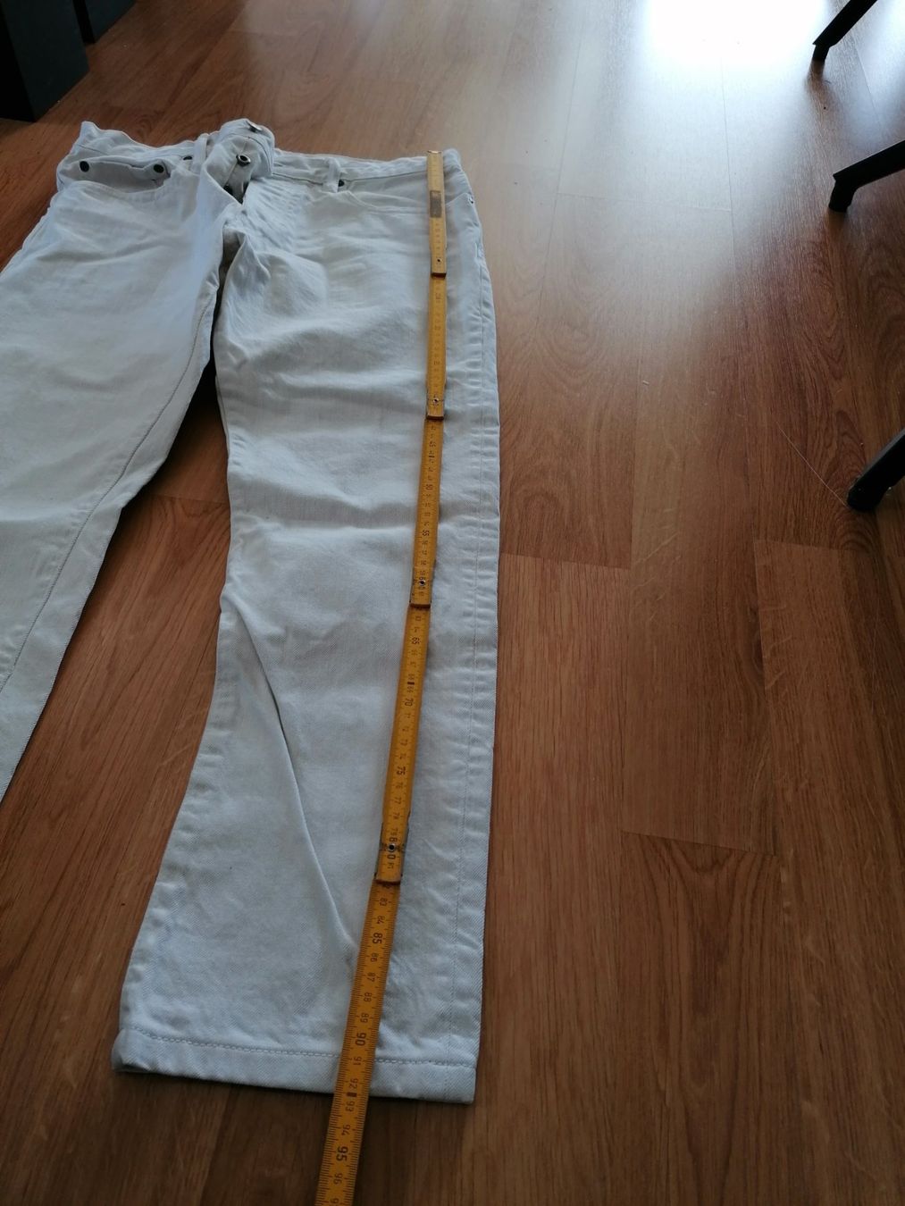 Jeans: Hellbeige Herren Jeans Gr. 33 – D'occasion à Büttikon AG par Amineah 4