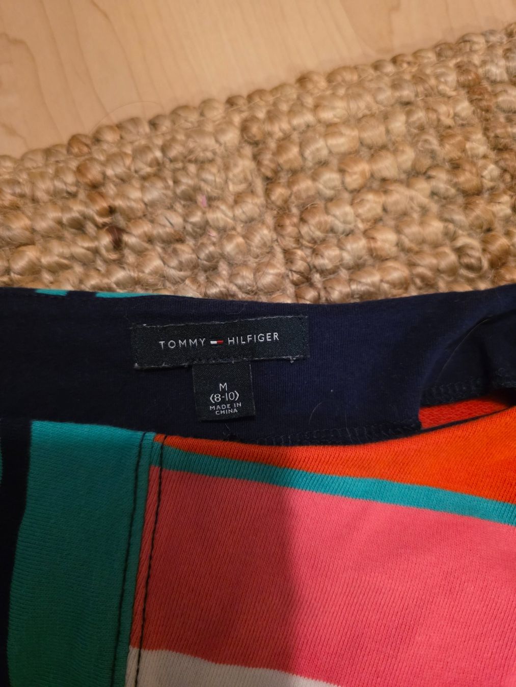 Tommy Hilfiger Pullover & Sweatshirts: Tommy Hilfiger Pulli, Grösse M, gestreift, Top Zustand – Gebraucht aus Dietlikon von rafcie 1