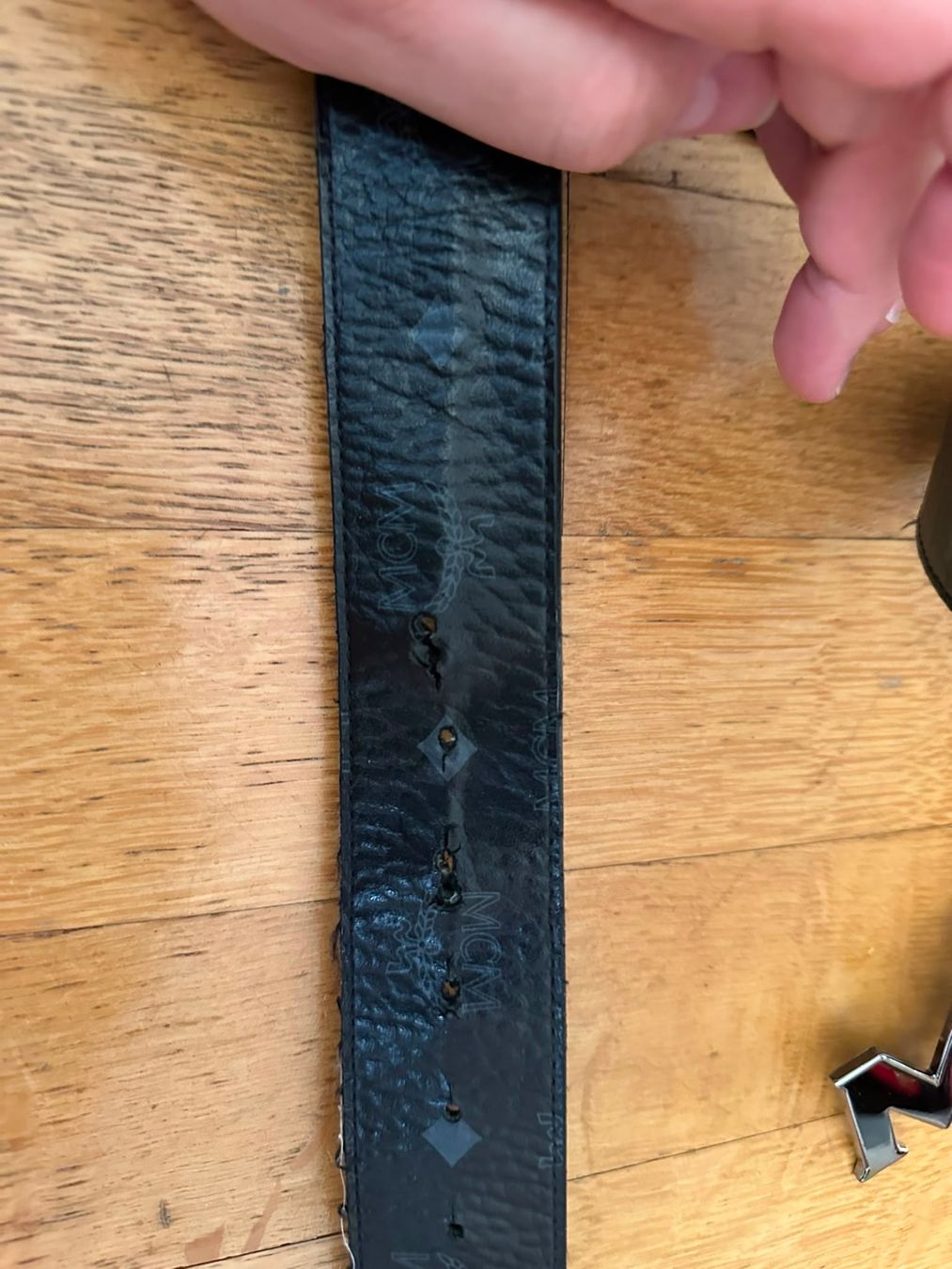 Mcm Gürtel: MCM Gürtel 130cm gebraucht – Gebraucht aus Bern von womiman 1
