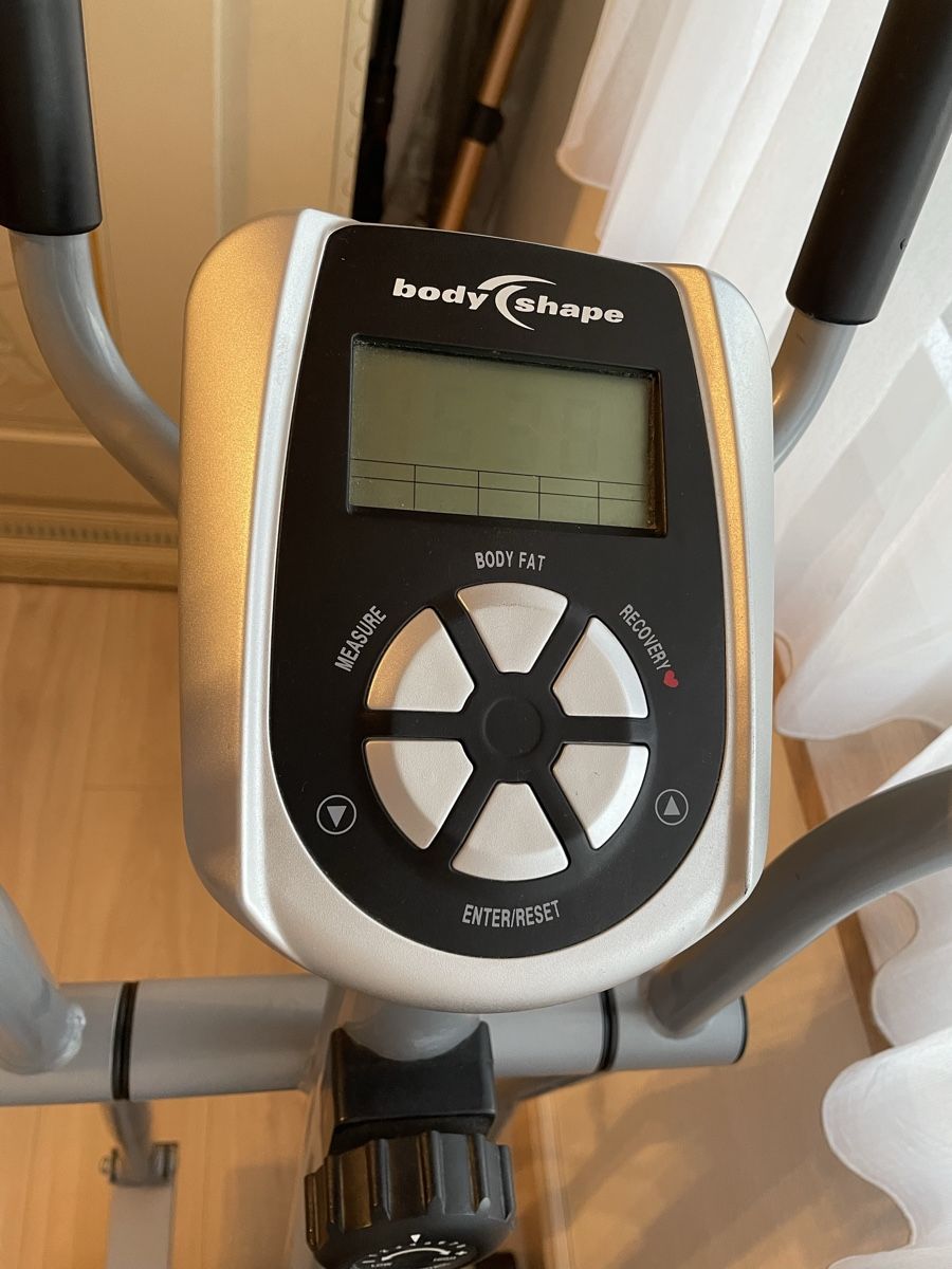 Vélos d'appartement: Crosstrainer von body shape – D'occasion à Wettswil par Tamara9390 1