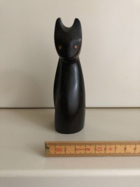 Handgeschnitzte Regenbogen-Katzenfigur Aus Holz – 3,8 Cm Kleine Holzstatue Für Schreibtisch, Deko & Als Glücksbringer