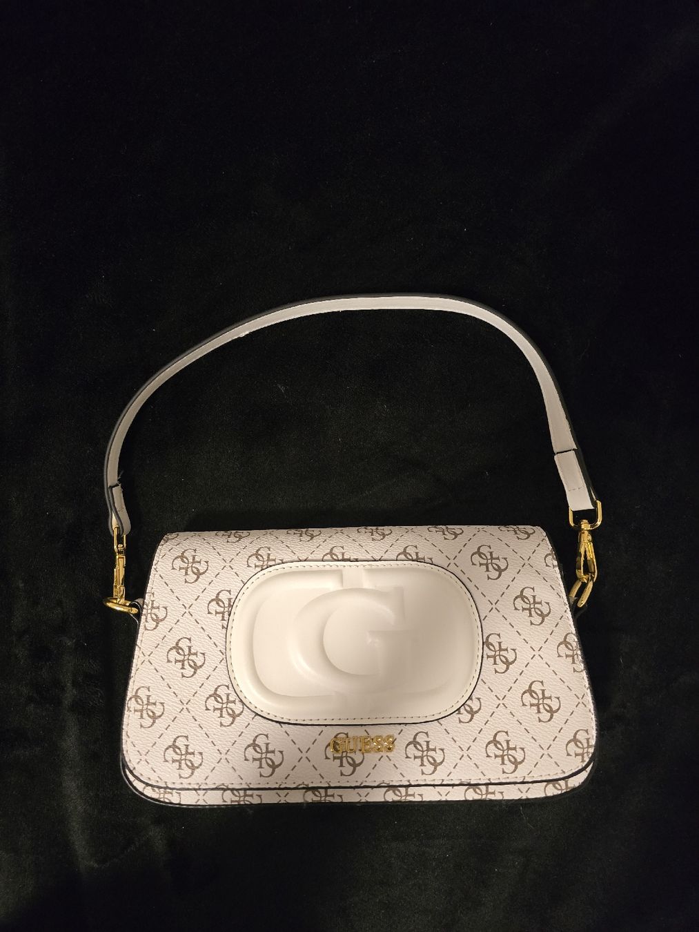 Guess Borse da donna: Sac à mains – Nuovo (secondo la descrizione) da Martigny venduto da joanavale 1