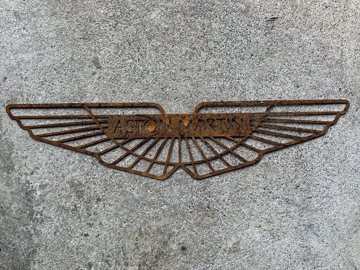 Schilder: Aston Martin gb – Neu (gemäss Beschreibung) aus Reinach AG von rares75