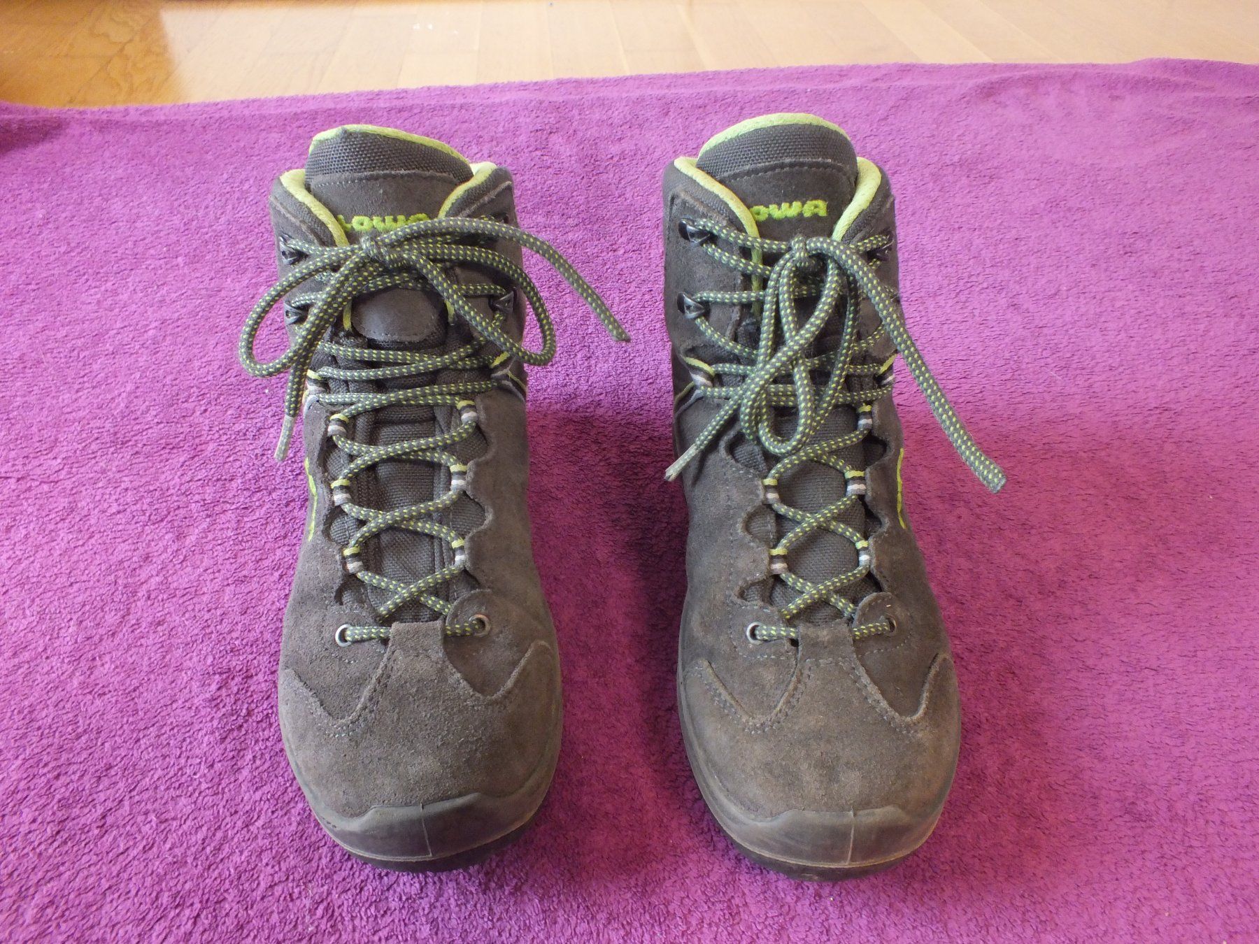 Lowa Scarpe da donna: Lowa Wanderschuhe - Schuhe Gr. 37 – Usato da Müllheim Dorf venduto da Seeeule01 1