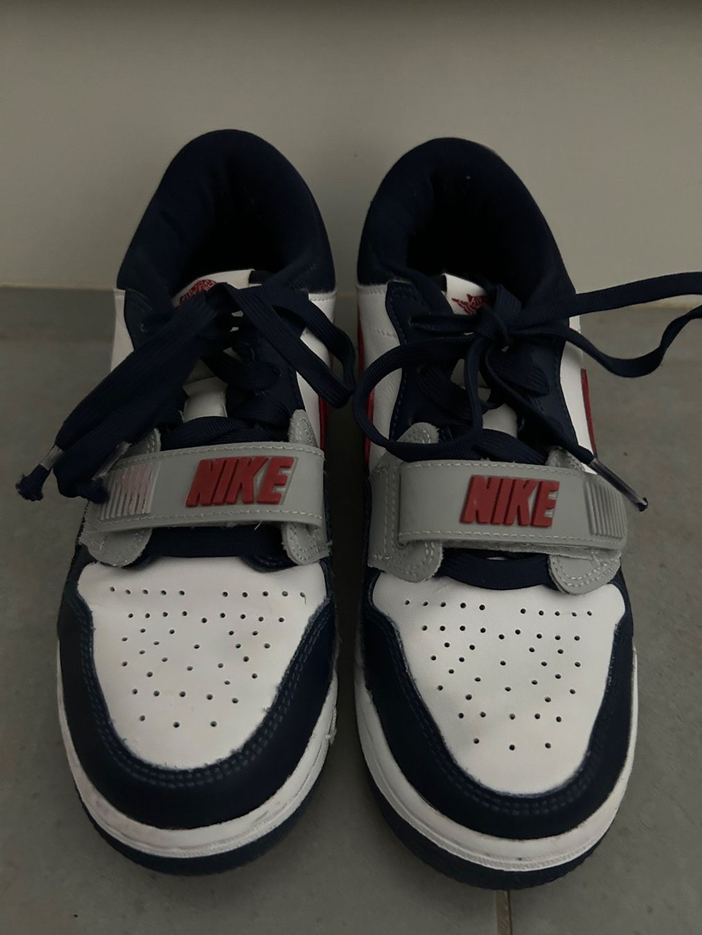 Jordan Scarpe per ragazzi: Nike Air Jordan, Gr. 36.5 – Usato da Romont FR venduto da perrno