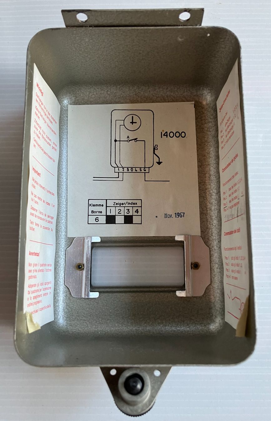 Bücher: Horloge programmable vintage industrielle, Zurich 1967 – Gebraucht aus Chêne-Bougeries von Vintage-Era 5