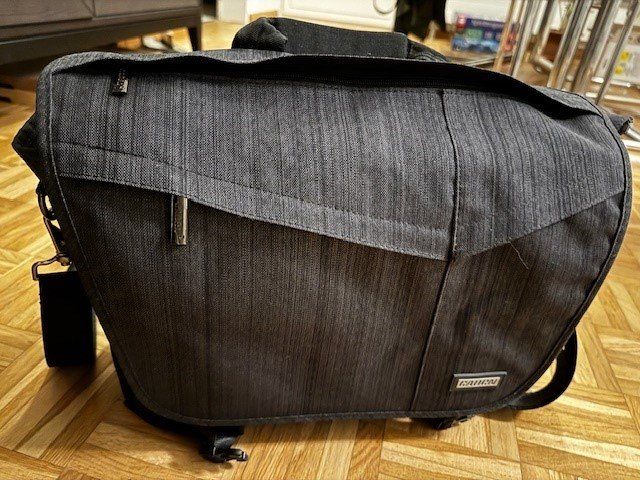 Taschen: CADeN Kameratasche – Gebraucht aus Binningen von spyc