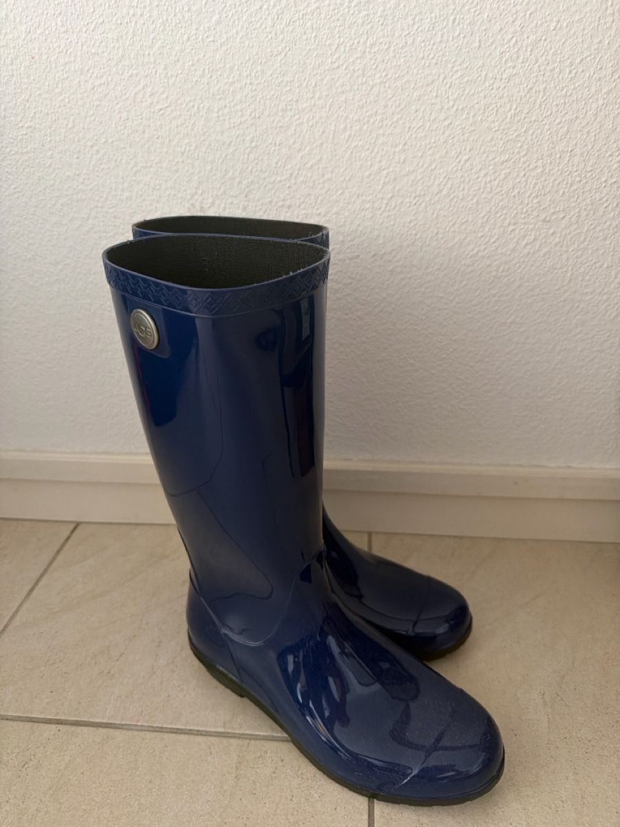 Ugg Damenschuhe: UGG Rain Boots Blue Size 39  – Gebraucht aus Montreux von TStudio