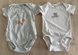 2 süsse Kurzarm Bodys 68/74 von H&M