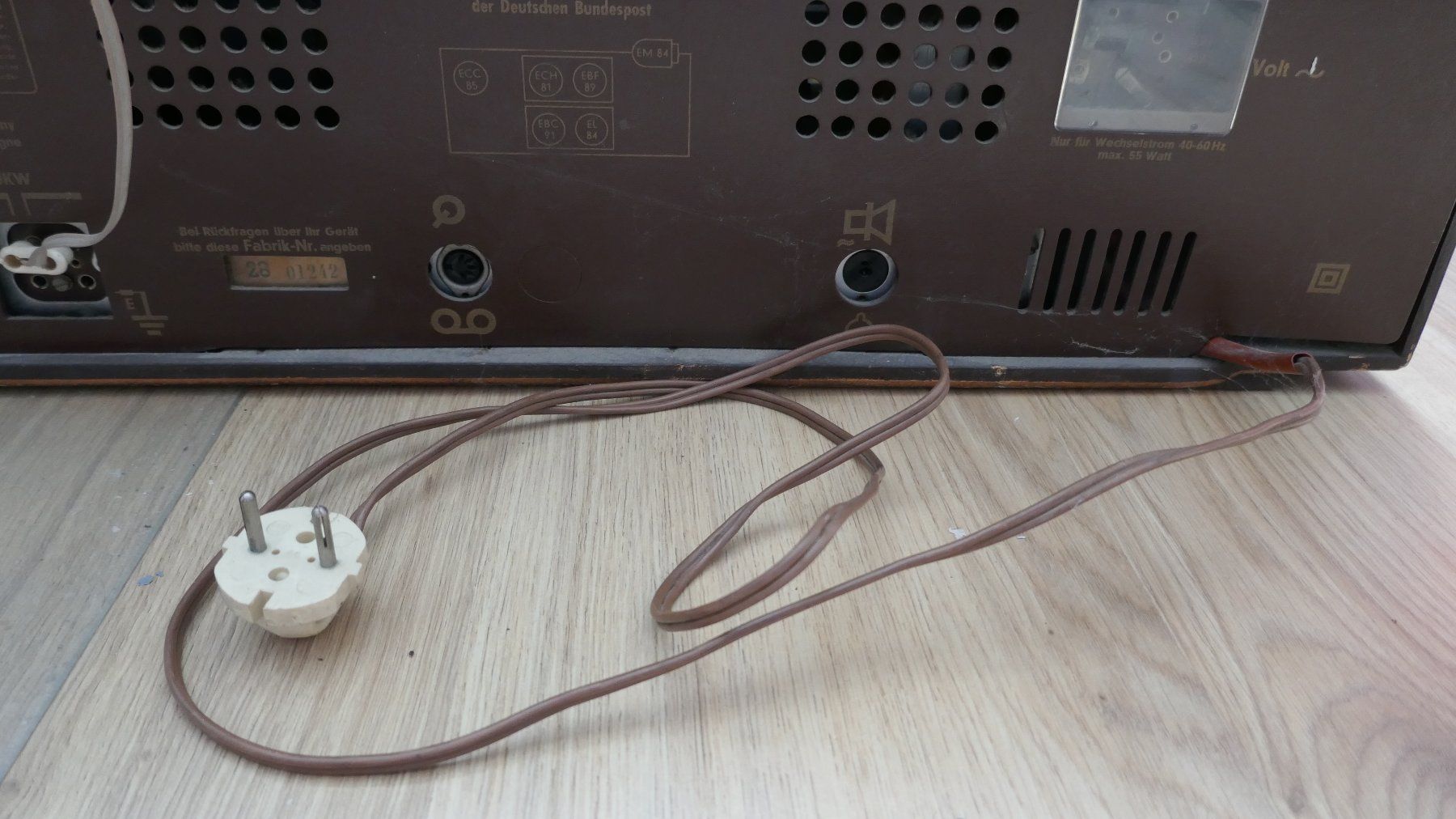 Loewe Radio: Loewe Opta - Antiker Radio – Usato da Wenslingen venduto da FairlightCMI 4