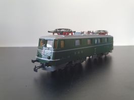 MÄRKLIN: SBB Ae 6/6 KANTONSLOK 11414 GRÜN NEUWERTIG 3050 OVP
