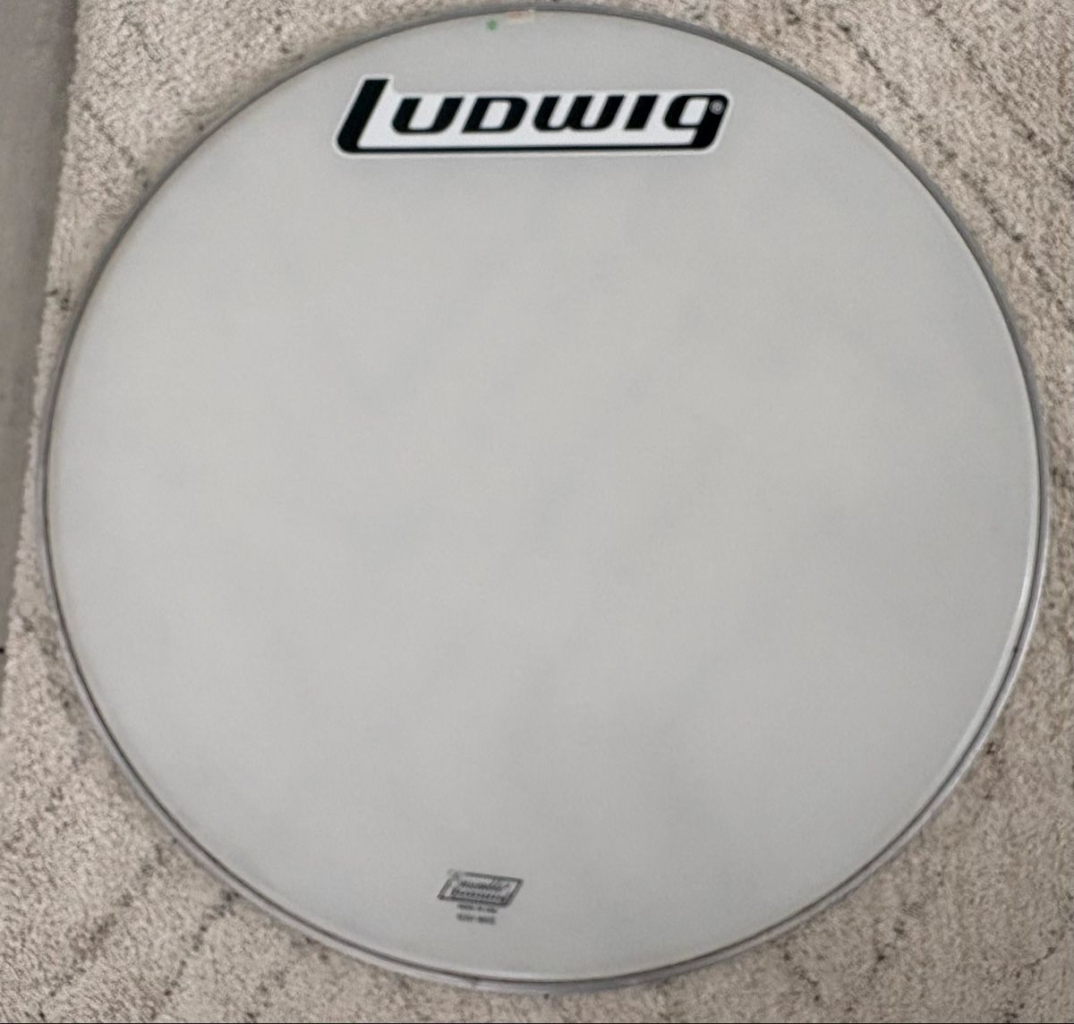 Ludwig Strumenti musicali: Ludwig 26 Bassdrum Head/Fell – Usato da Eich venduto da Vauclair