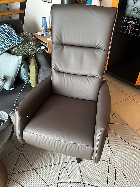 Livique Sessel: Fauteuil relax manuel – Gebraucht aus Montagny-Yverdon von ced_cgl7
