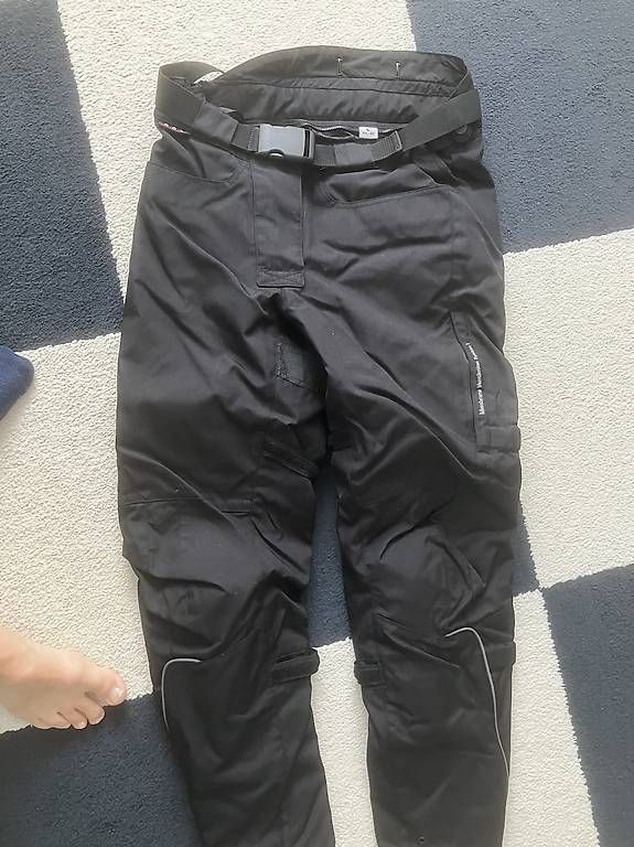Ensembles & Tailleurs: Damen Motorrad Bekleidung  – D'occasion à Rüthi (Rheintal) par Josiffert0